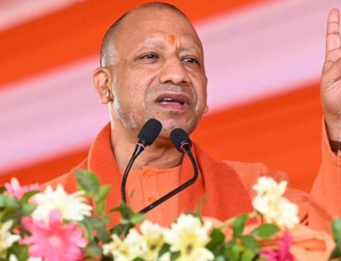 घुसपैठियो को डिटेंशन सेंटर में रखो,CM योगी ने तुरंत एक्शन लेने का दिया निर्देश