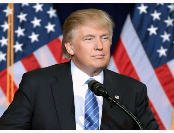 एक लीक कोल से पता चला कि अमेरिका के राष्ट्रपति ट्रंप को तारीफ पसंद है